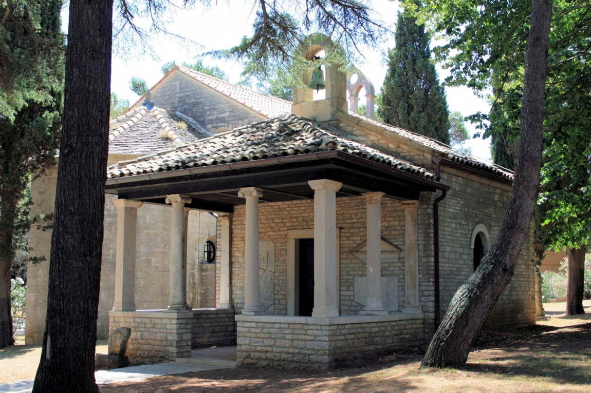 pula church croatia holidays