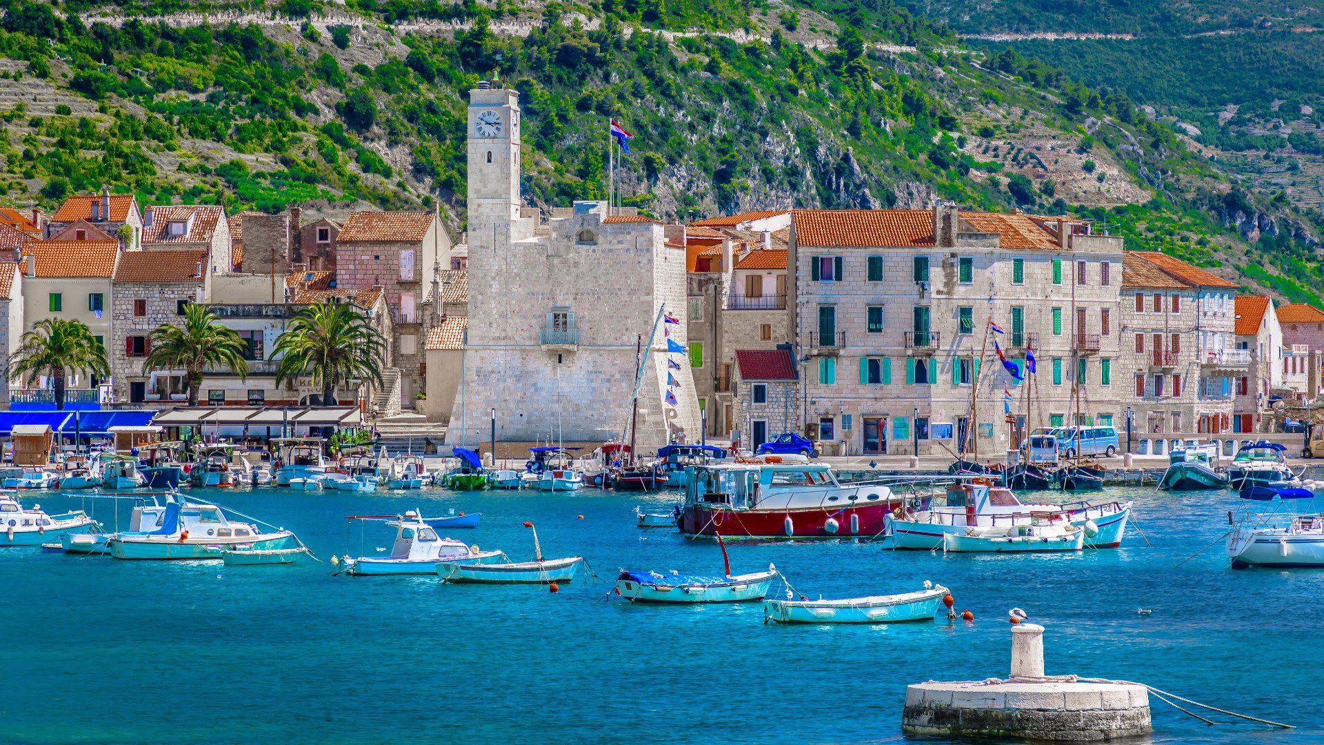 Komiža | Croatia Holidays Croatia Holidays