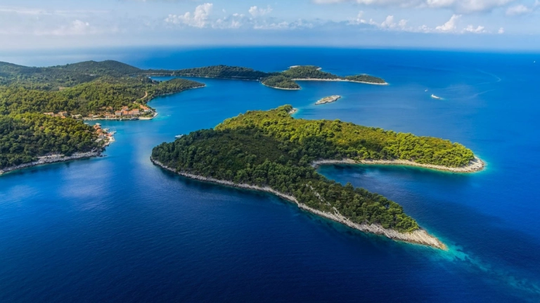 Captain Bota: Split to Split | Croatia Holidays