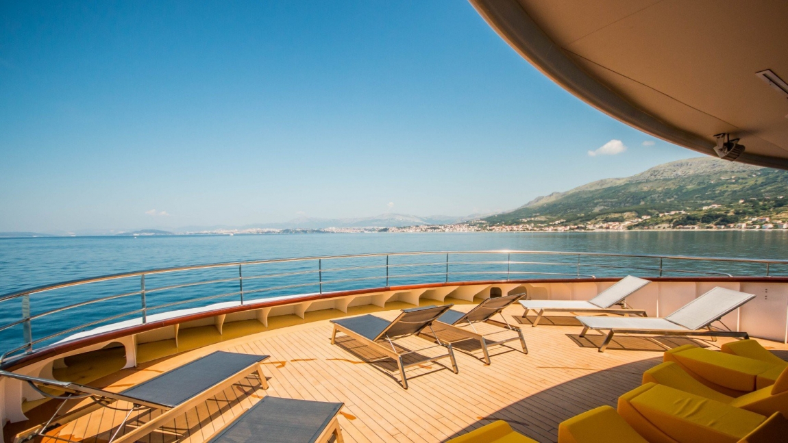 Black Swan: Dubrovnik to Opatija | Croatia Holidays