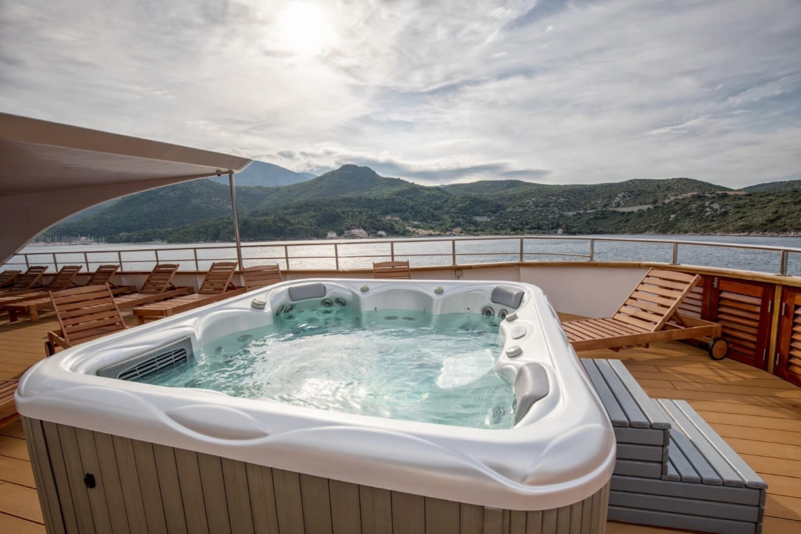 Equator: Dubrovnik to Split | Croatia Holidays