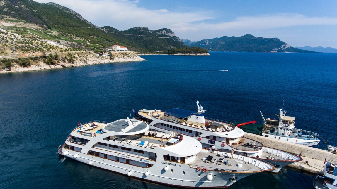 Karizma: Split to Split | Croatia Holidays