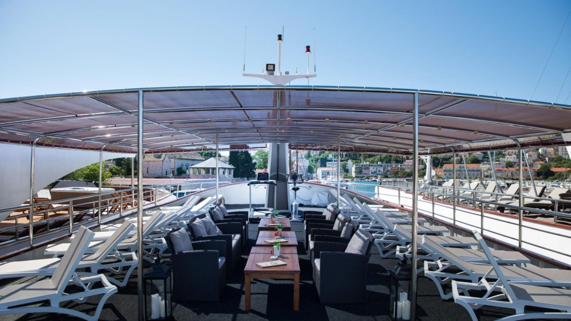 Adriatic Pearl: Dubrovnik to Zadar | Croatia Holidays